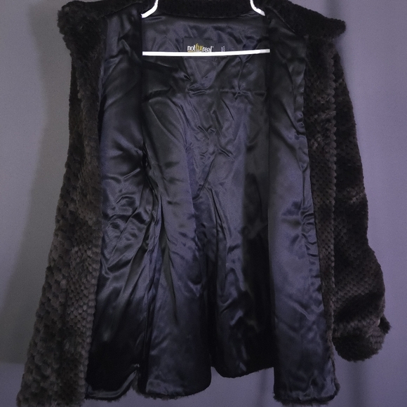 Not Fur Real by Duffel Faux Fur Coat Brown Size Small Vegan Oversized - Picture 8 of 10